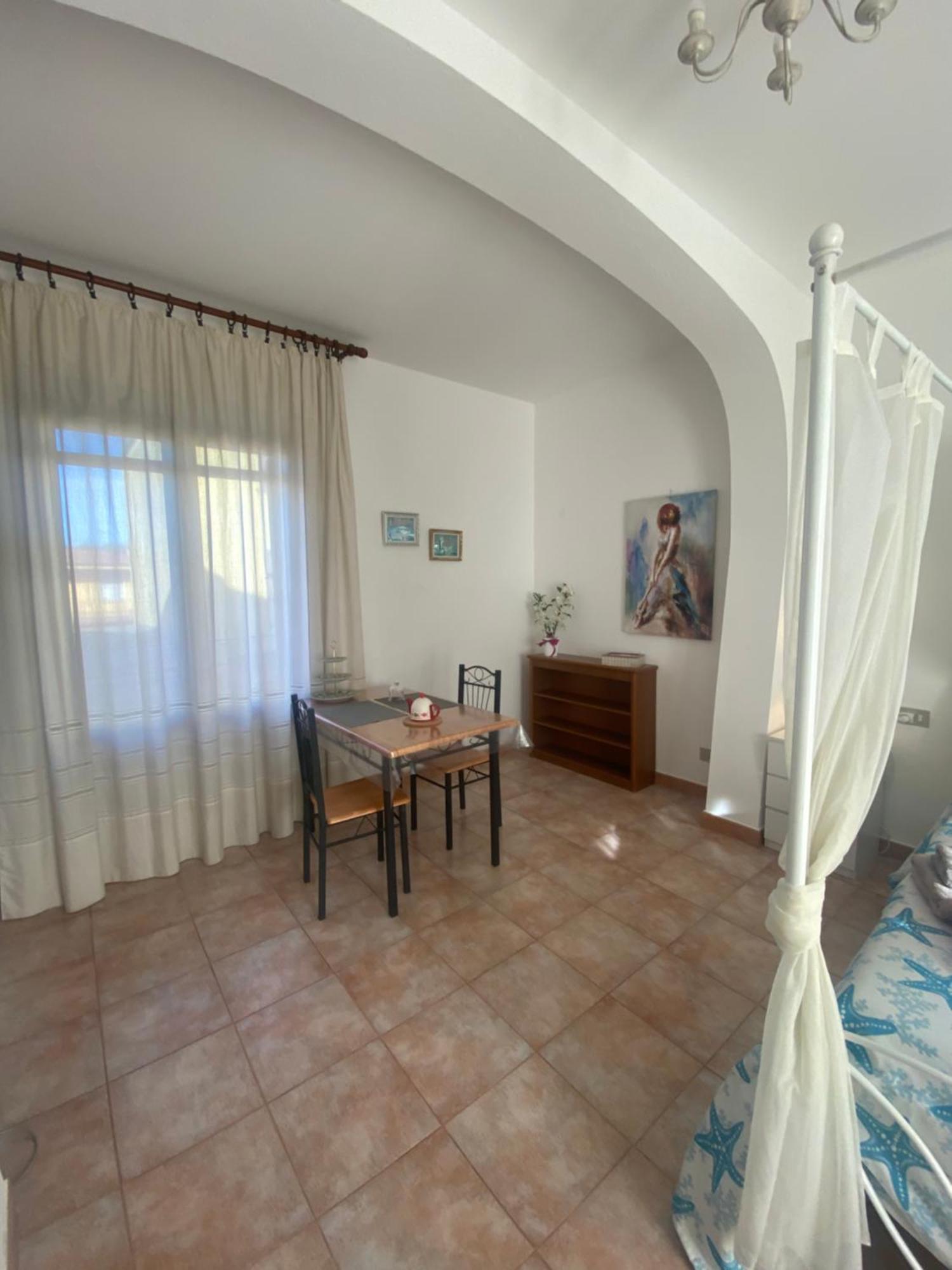 Bed And Breakfast Le Petunie Bari Sardo Exteriér fotografie