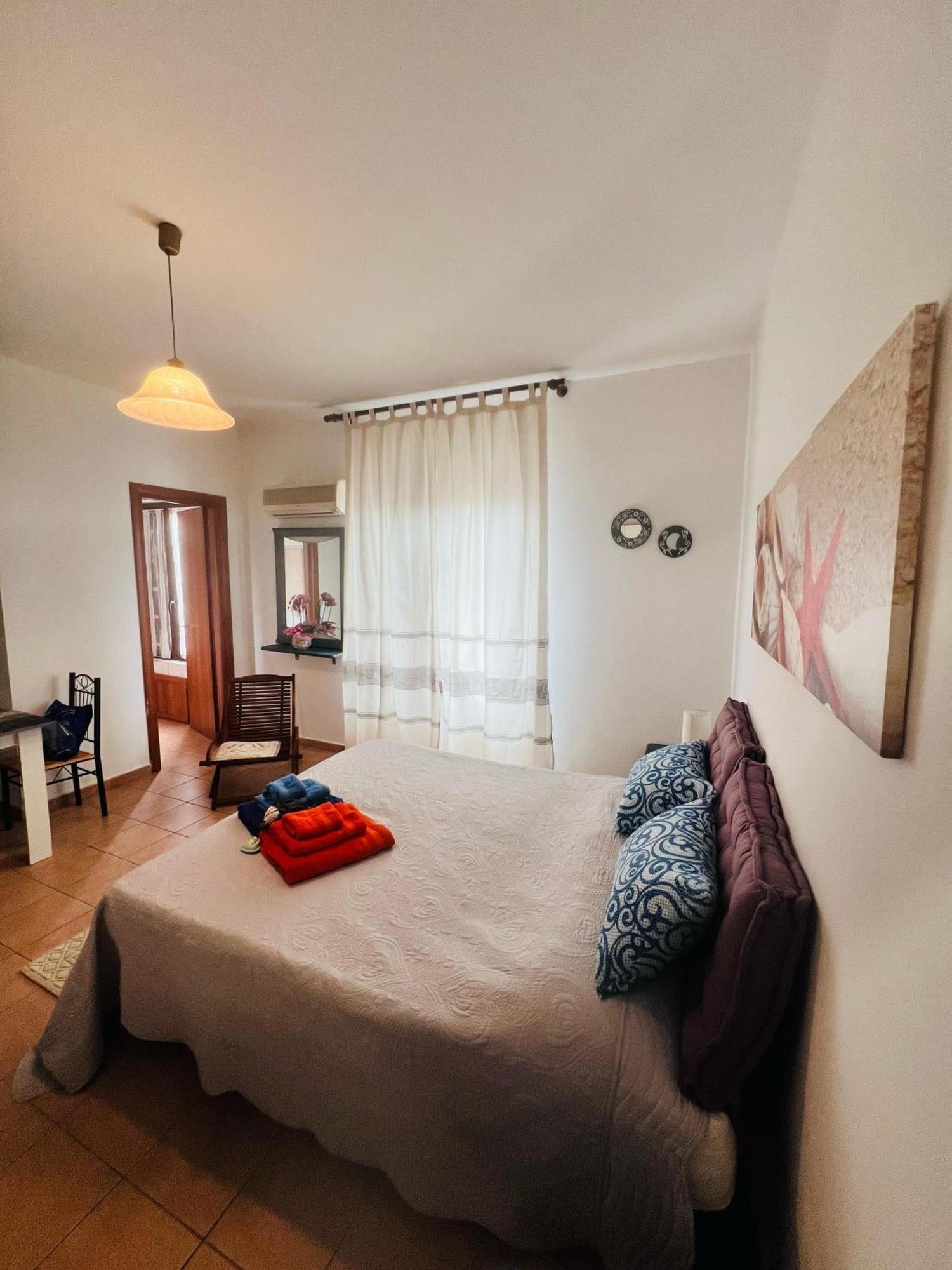 Bed And Breakfast Le Petunie Bari Sardo Exteriér fotografie
