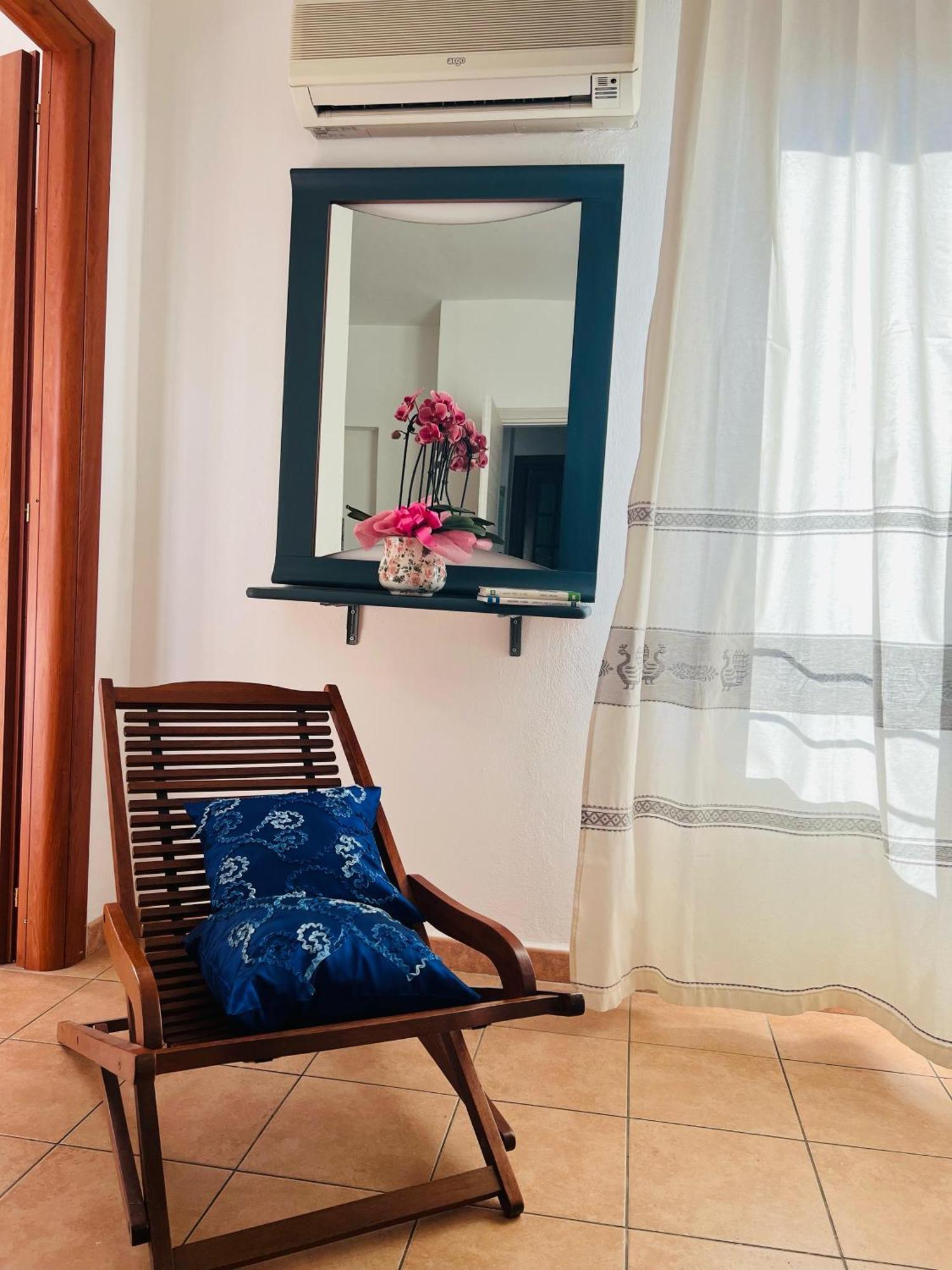 Bed And Breakfast Le Petunie Bari Sardo Exteriér fotografie