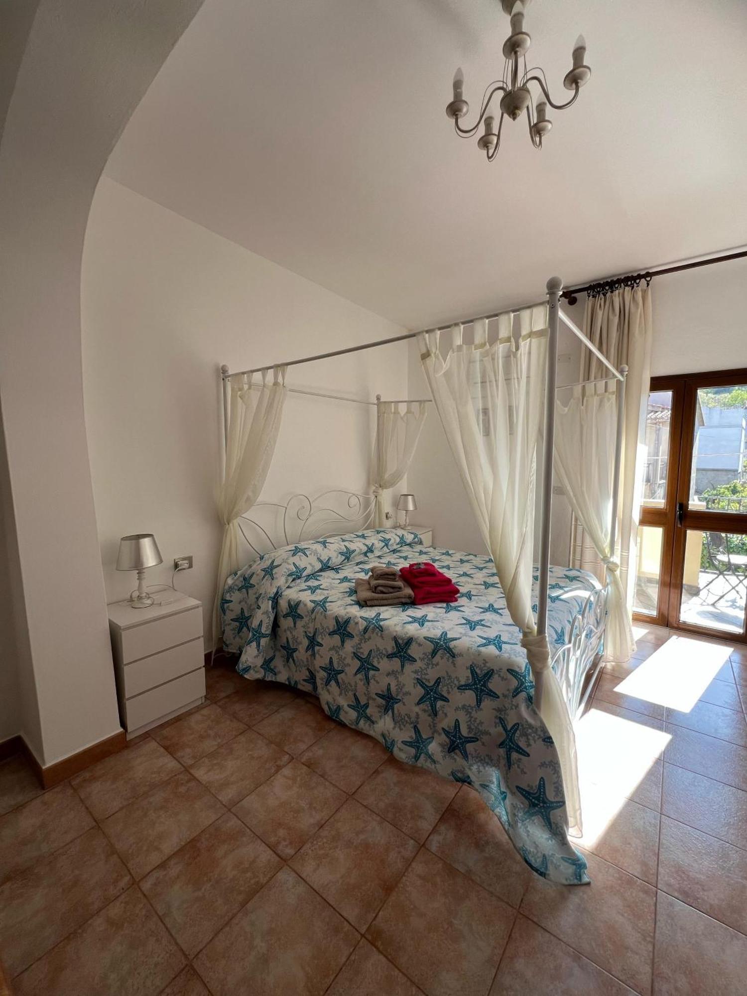 Bed And Breakfast Le Petunie Bari Sardo Exteriér fotografie
